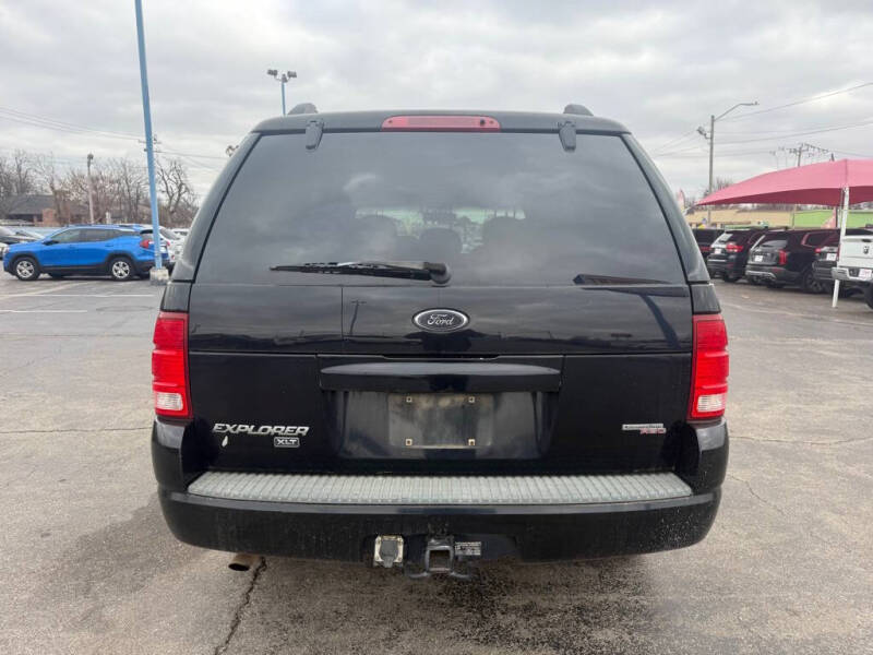 2005 Ford Explorer XLT
