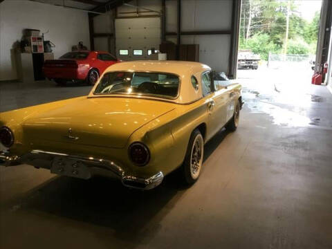 1957 Ford Thunderbird
