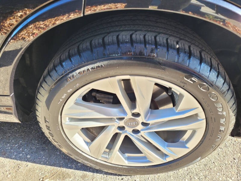 2020 Audi Q7 quattro Premium Plus 55 TFSI