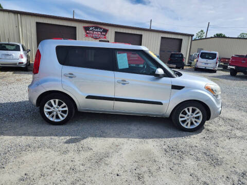 2013 Kia Soul +