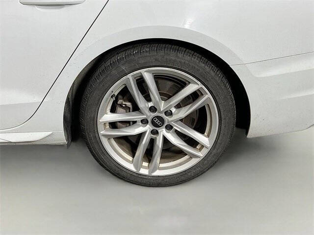 2022 Audi A4 quattro S line Prem Plus 45 TFSI