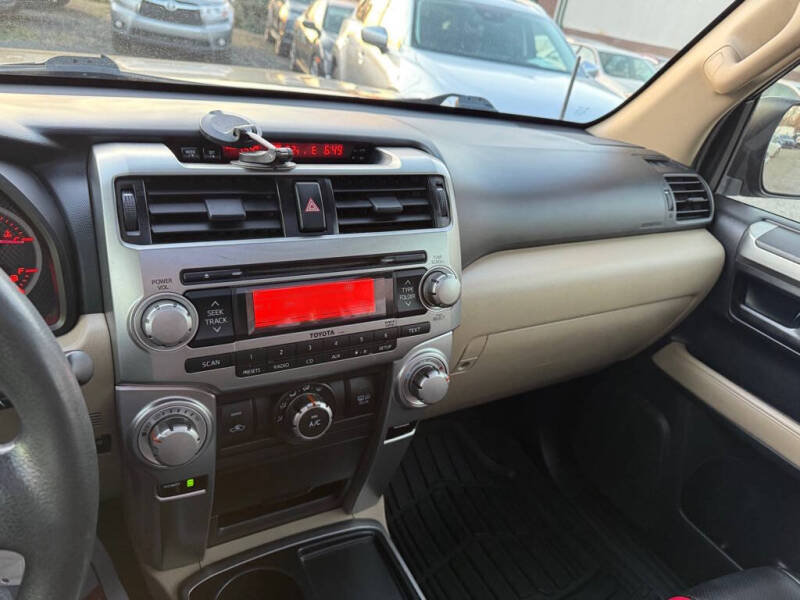 2013 Toyota 4Runner SR5