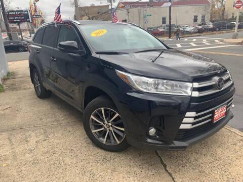 2018 Toyota Highlander for sale at Buy Here Pay Here Auto Sales in Newark NJ