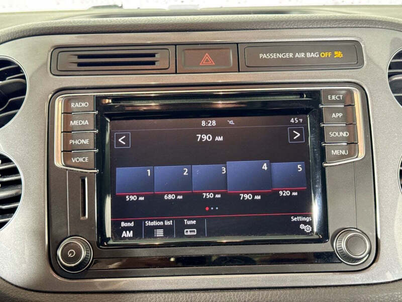 2017 Volkswagen Tiguan 2.0T Limited S