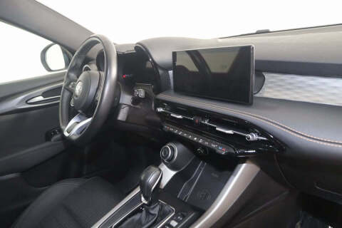 2024 Alfa Romeo Tonale Hybrid Ti