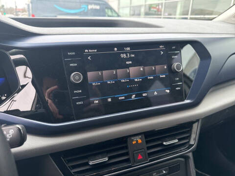 2022 Volkswagen Taos SE 4Motion