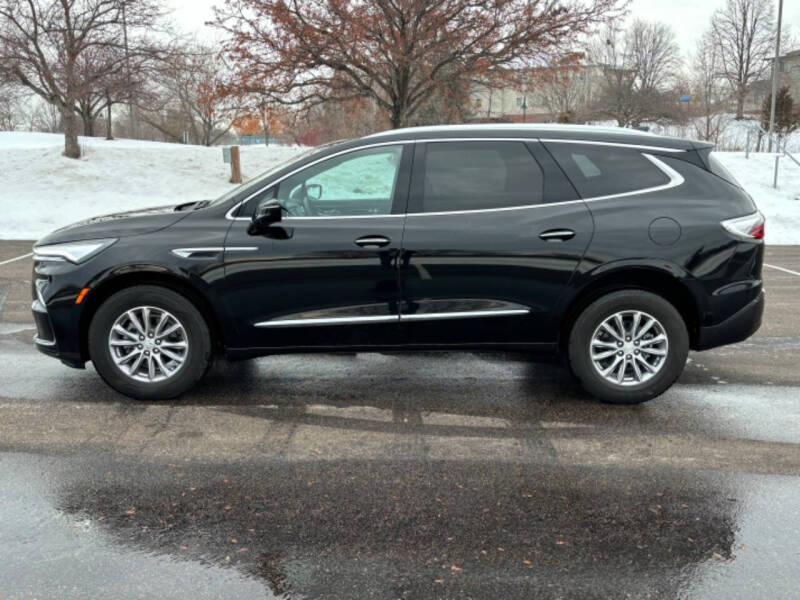 2024 Buick Enclave Essence