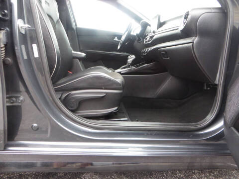 2021 Kia Forte GT Line