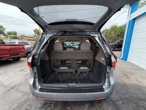 2017 Toyota Sienna Limited 7-Passenger