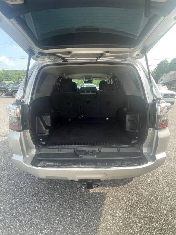 2020 Toyota 4Runner SR5