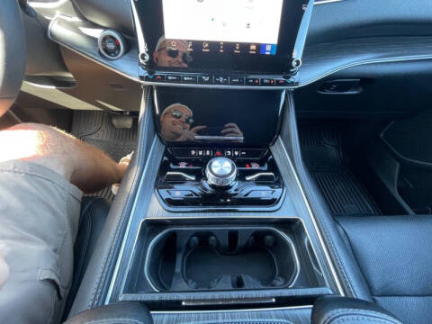 2023 Jeep Wagoneer L Series III