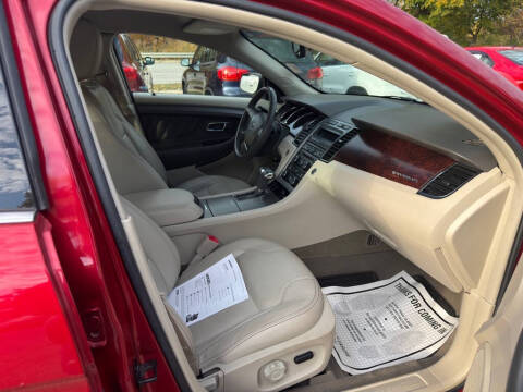 2010 Ford Taurus SEL