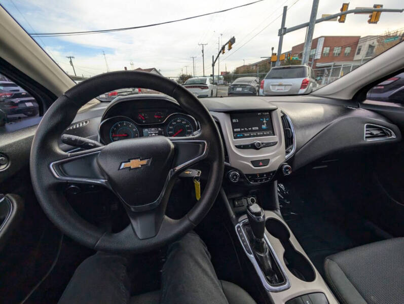 2018 Chevrolet Cruze LS Auto