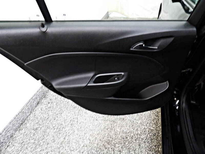 2017 Chevrolet Cruze LS Auto