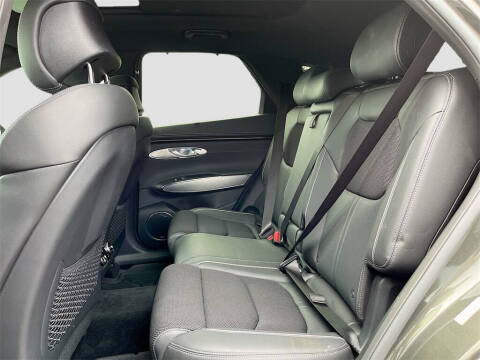 2025 Genesis GV70 2.5T Standard