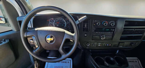 2022 Chevrolet Express 2500