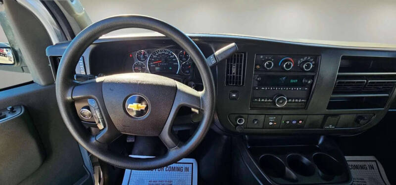 2022 Chevrolet Express 2500