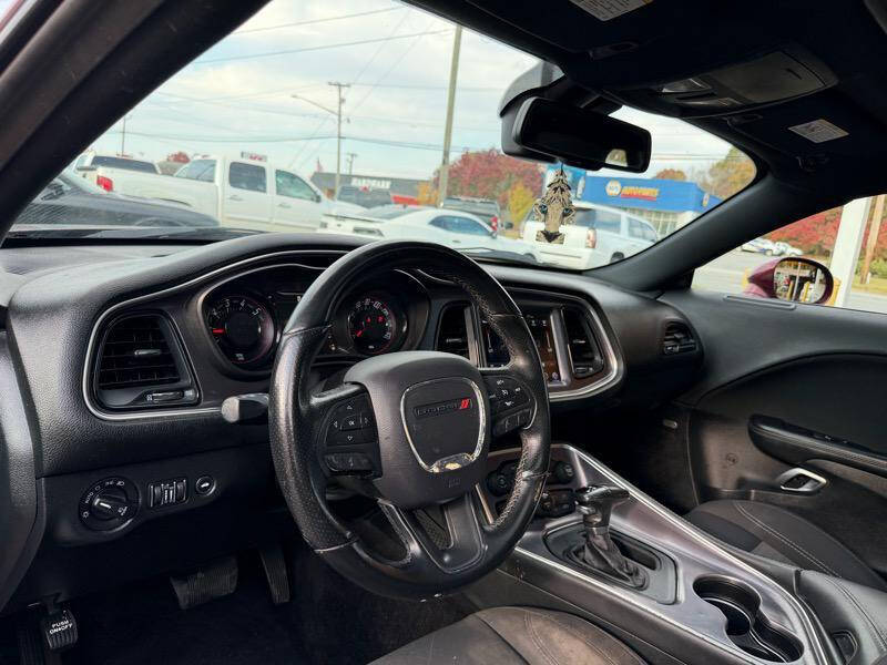 2017 Dodge Challenger R/T Plus
