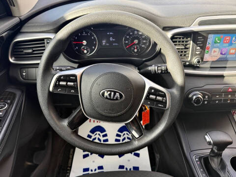 2020 Kia Sorento LX V6