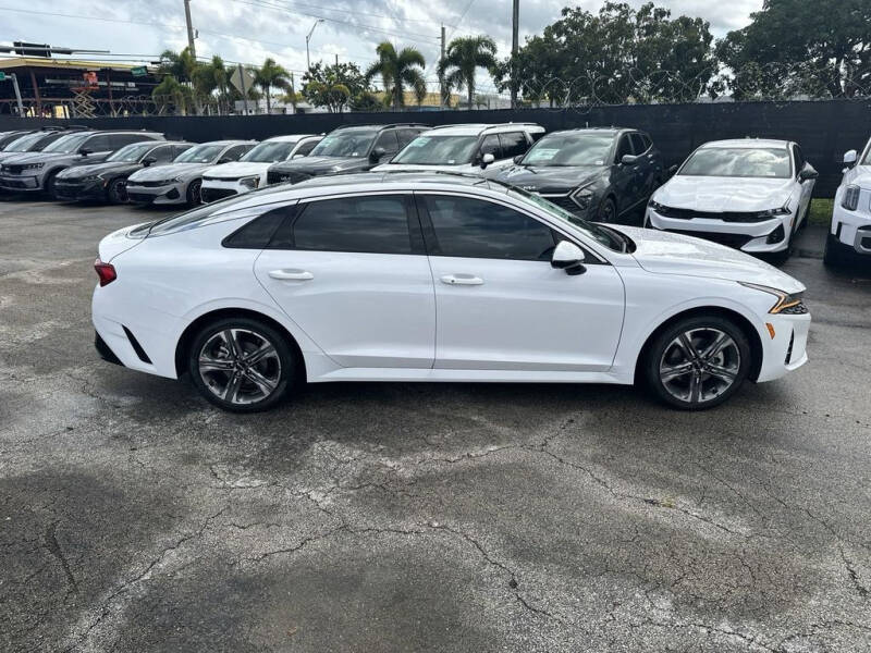 2024 Kia K5 EX