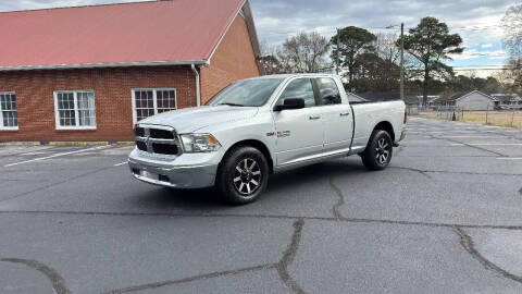 2016 RAM 1500 SLT
