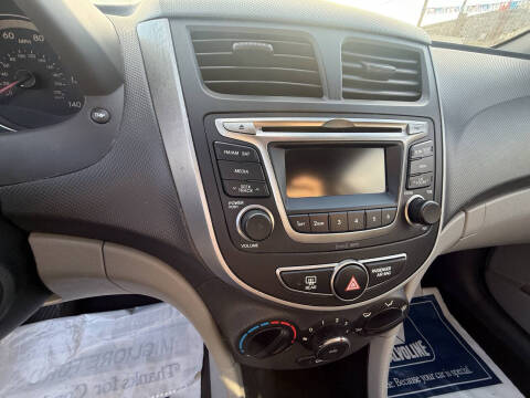 2015 Hyundai Accent GS