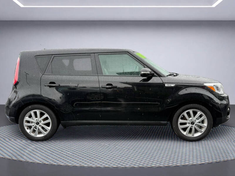 2019 Kia Soul +