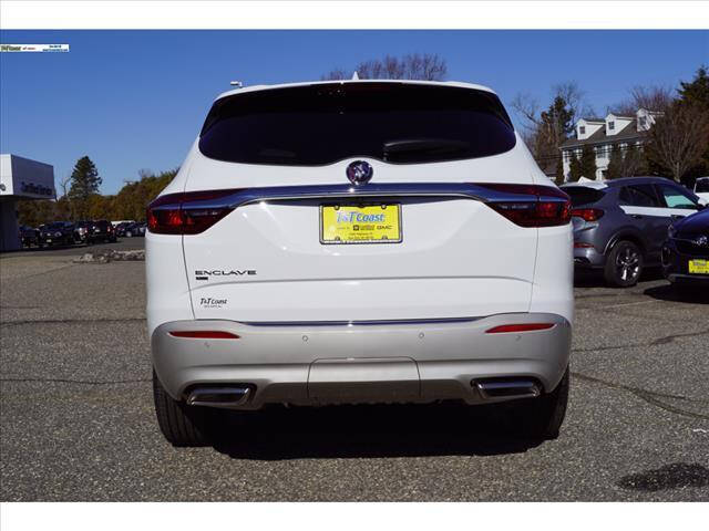 2021 Buick Enclave Essence