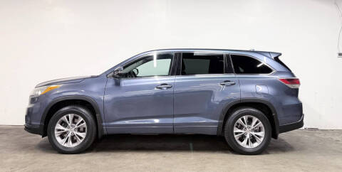 2014 Toyota Highlander LE
