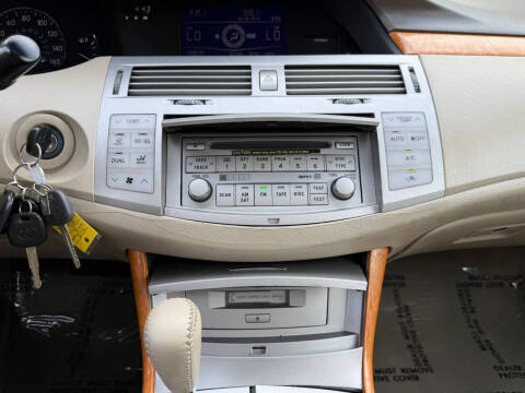 2005 Toyota Avalon