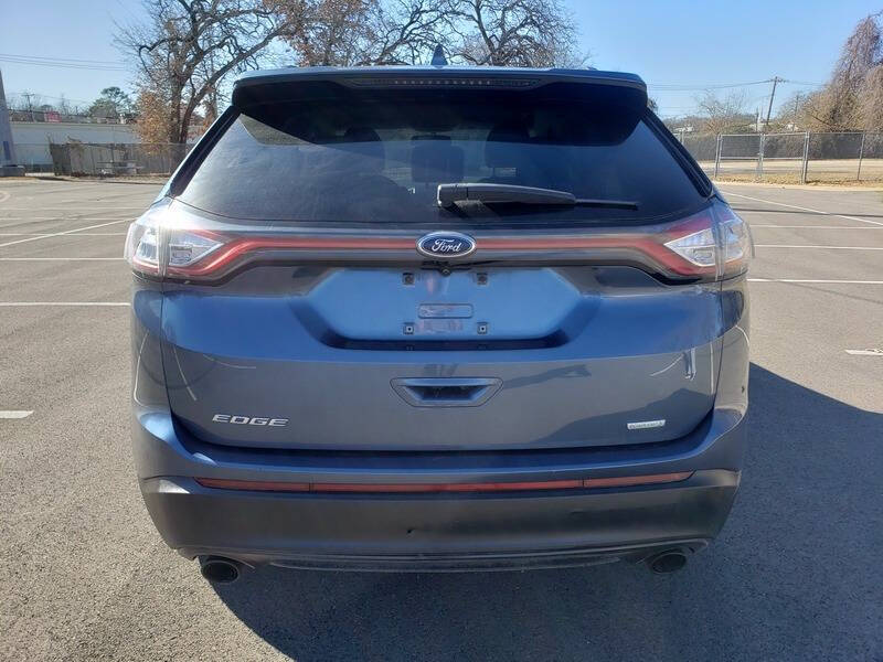 2018 Ford Edge SE