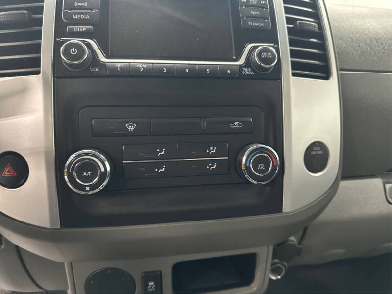 2016 Nissan Frontier SV