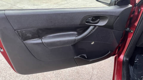 2005 Ford Focus ZX3 S