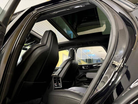 2020 Porsche Cayenne E-Hybrid