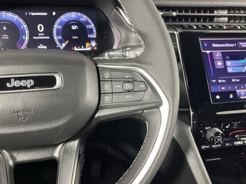 2025 Jeep Grand Cherokee Laredo X