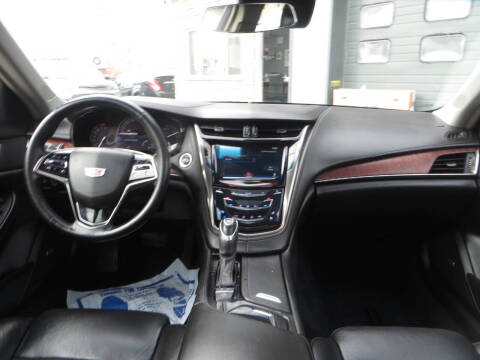 2017 Cadillac CTS 2.0T Luxury