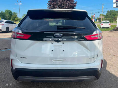 2021 Ford Edge