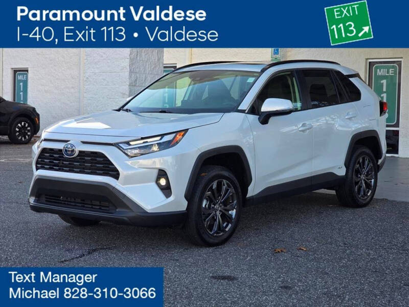 2024 Toyota RAV4 Hybrid XLE Premium