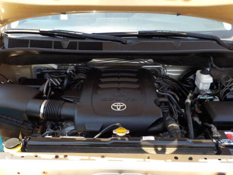 2016 Toyota Sequoia SR5