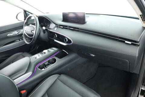 2024 Genesis GV70 2.5T Standard