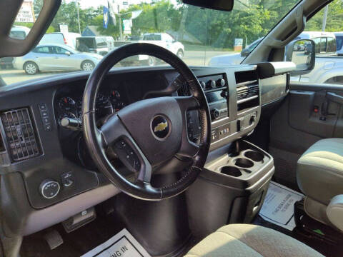 2021 Chevrolet Express 2500