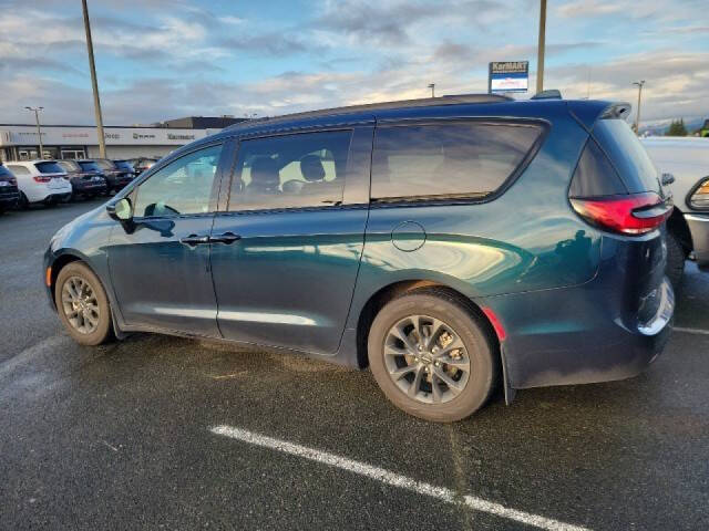 2022 Chrysler Pacifica Touring