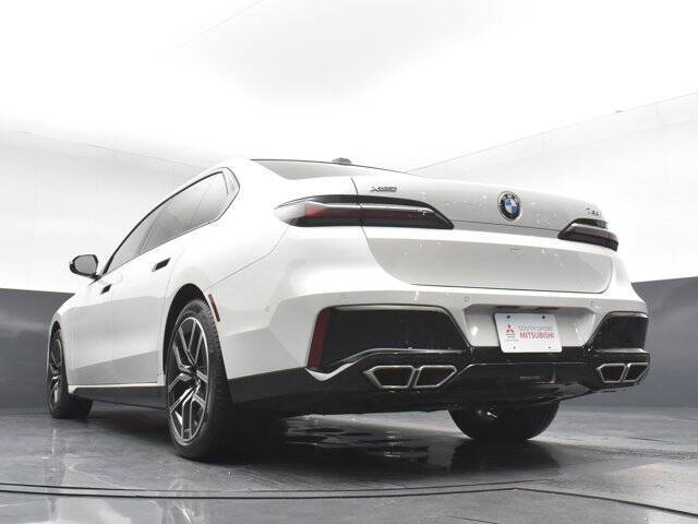 2024 BMW 7 Series 760i xDrive