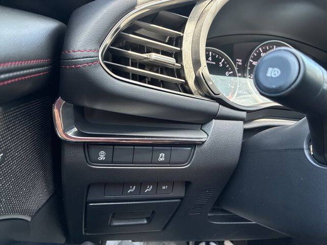 2022 Mazda Mazda3 Hatchback Carbon Edition