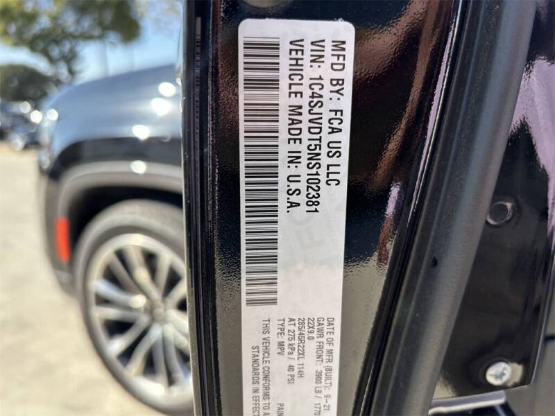 2022 Jeep Wagoneer Series III