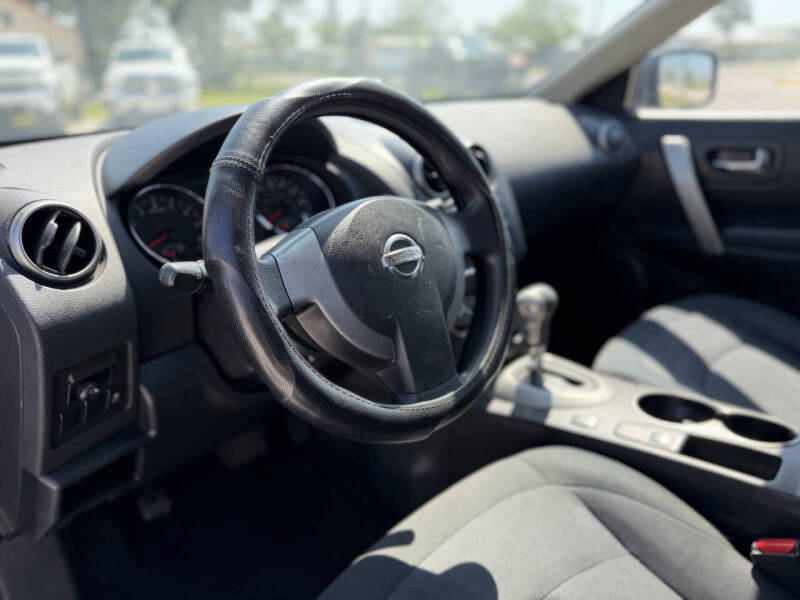 2014 Nissan Rogue Select S
