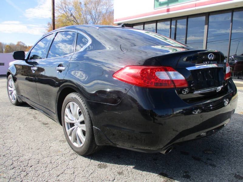 2013 Infiniti M37