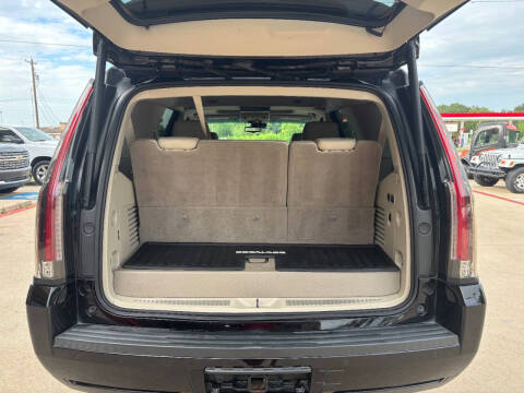 2019 Cadillac Escalade Luxury