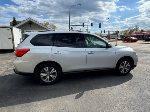2018 Nissan Pathfinder SV