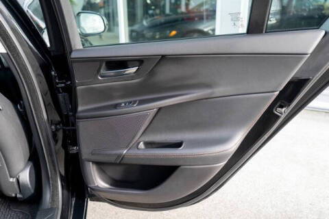 2018 Jaguar XE 35t Prestige